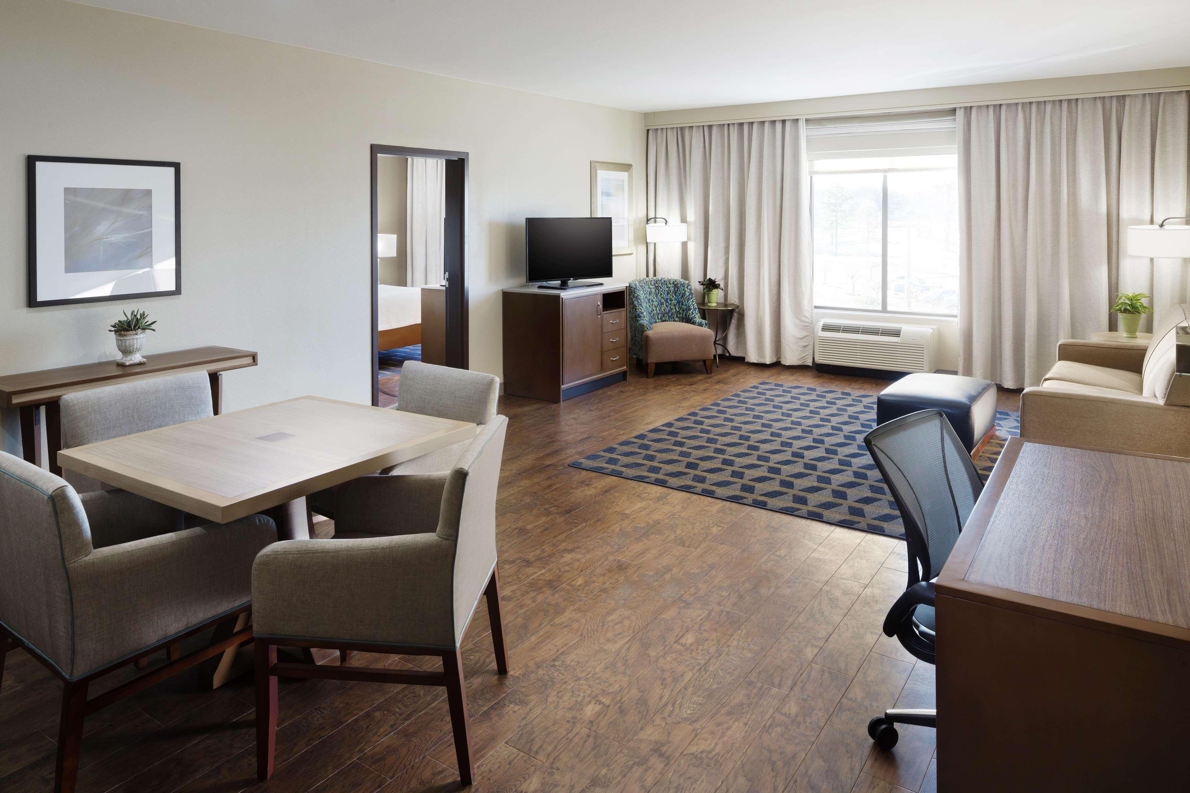 Longview Hilton Garden Inn Eksteriør billede