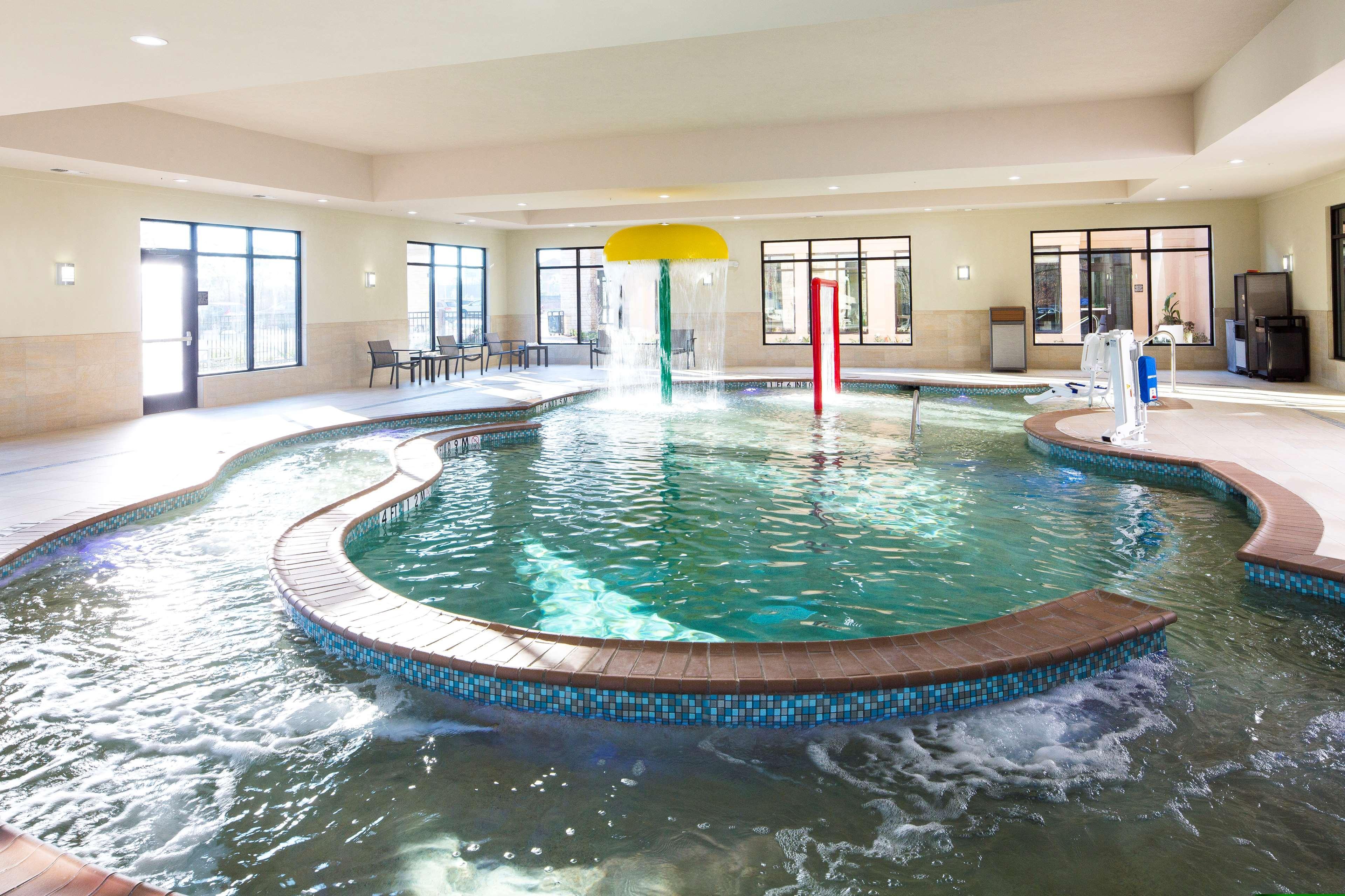 Longview Hilton Garden Inn Eksteriør billede