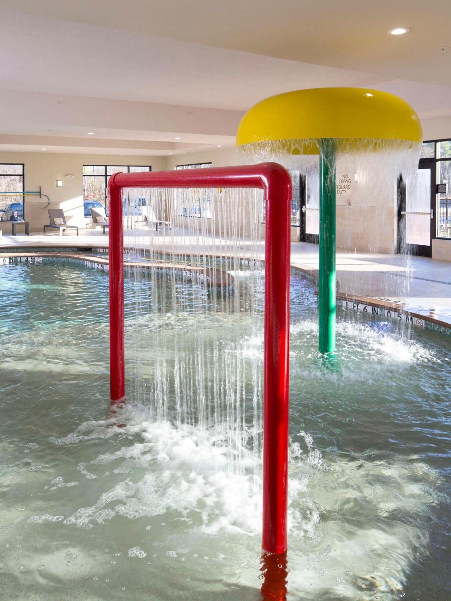 Longview Hilton Garden Inn Eksteriør billede