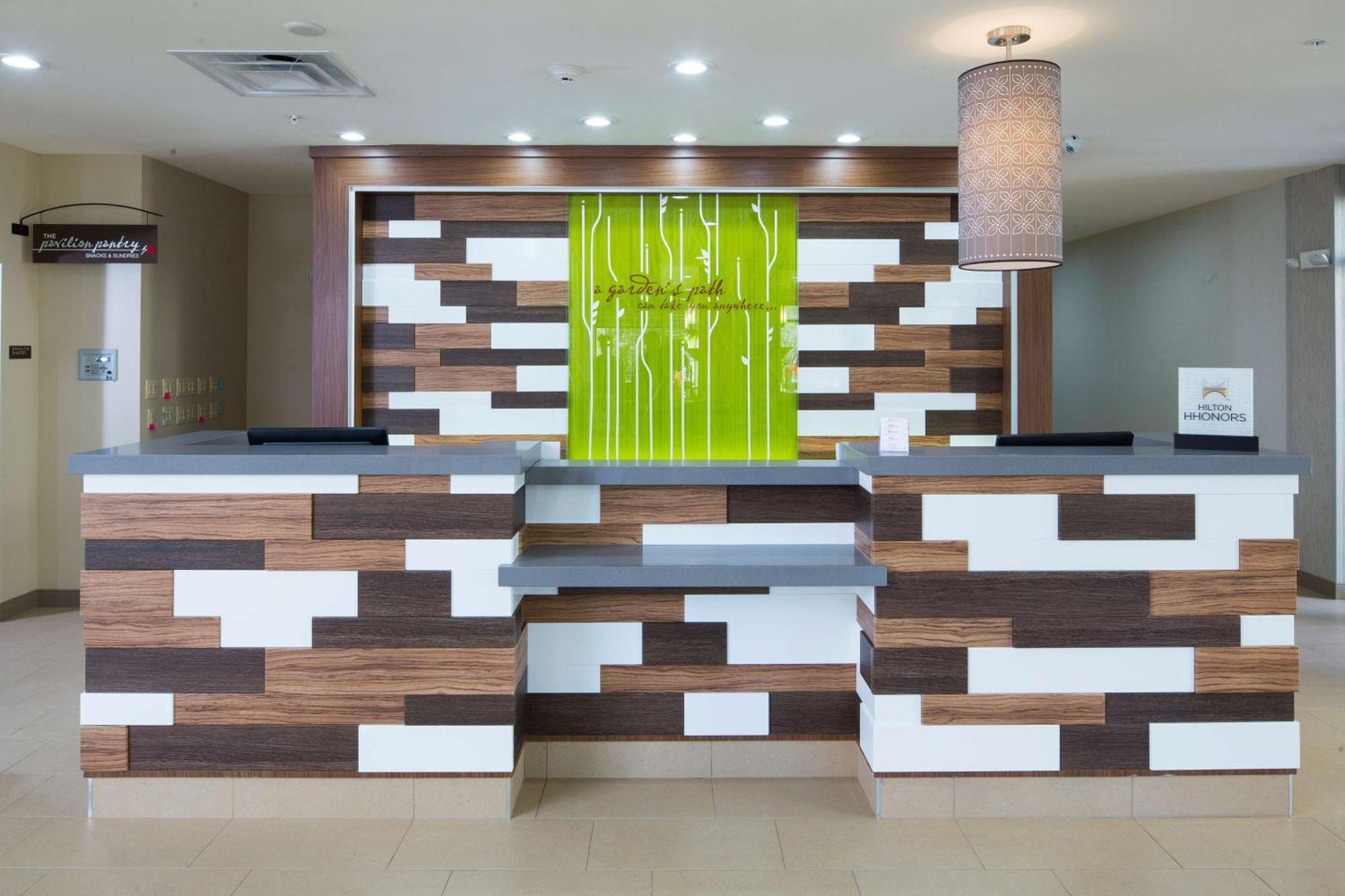 Longview Hilton Garden Inn Eksteriør billede